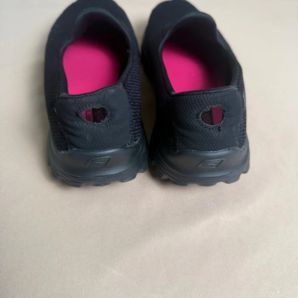 Skechers GOwalk 2 Stride Womens Black Mesh Slip On Walking Shoes 13590 Size 9